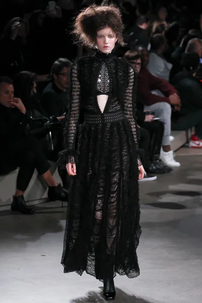 Look 23